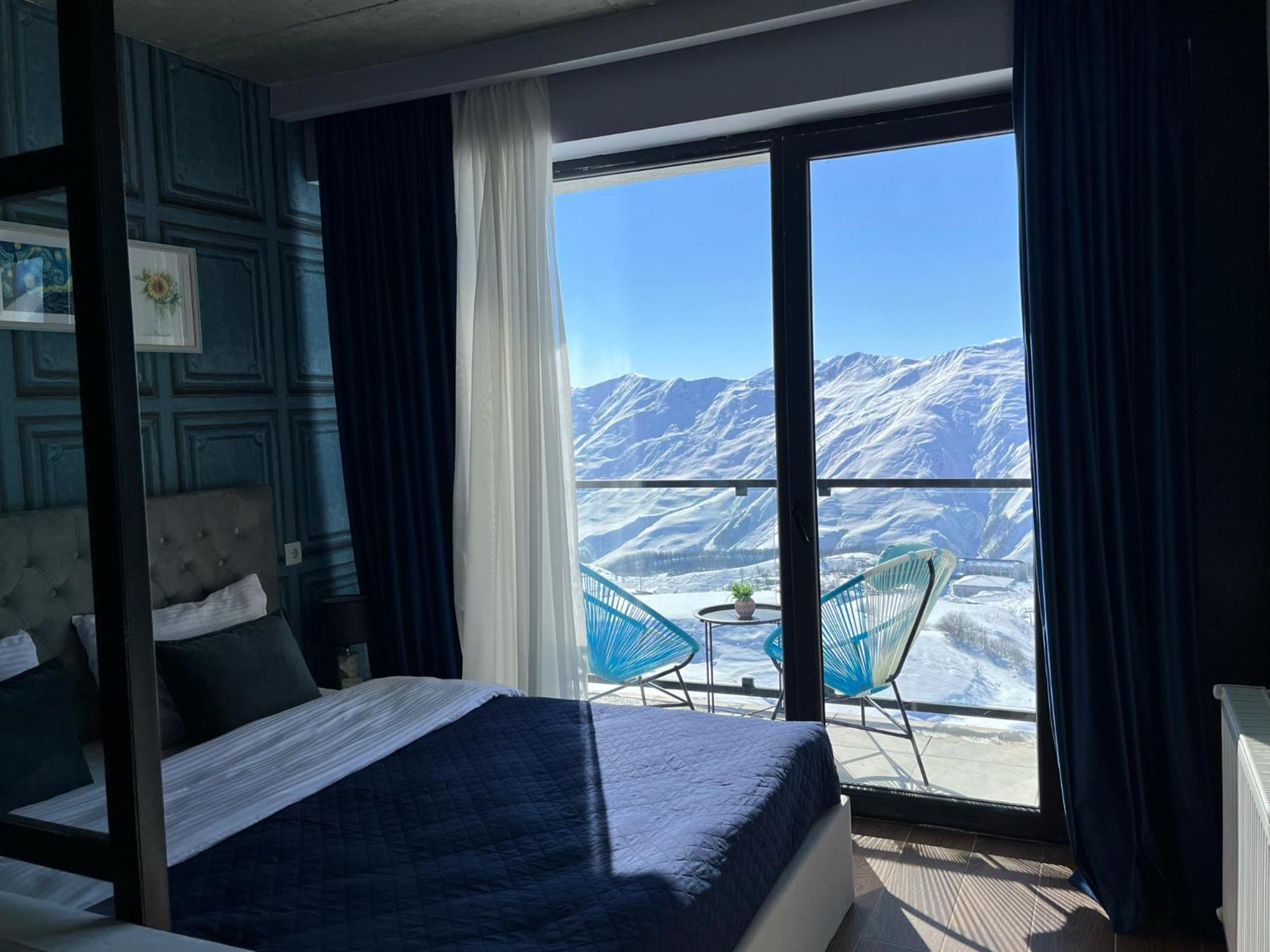 Twins Apartment Deluxe, New Гудаури Екстериор снимка