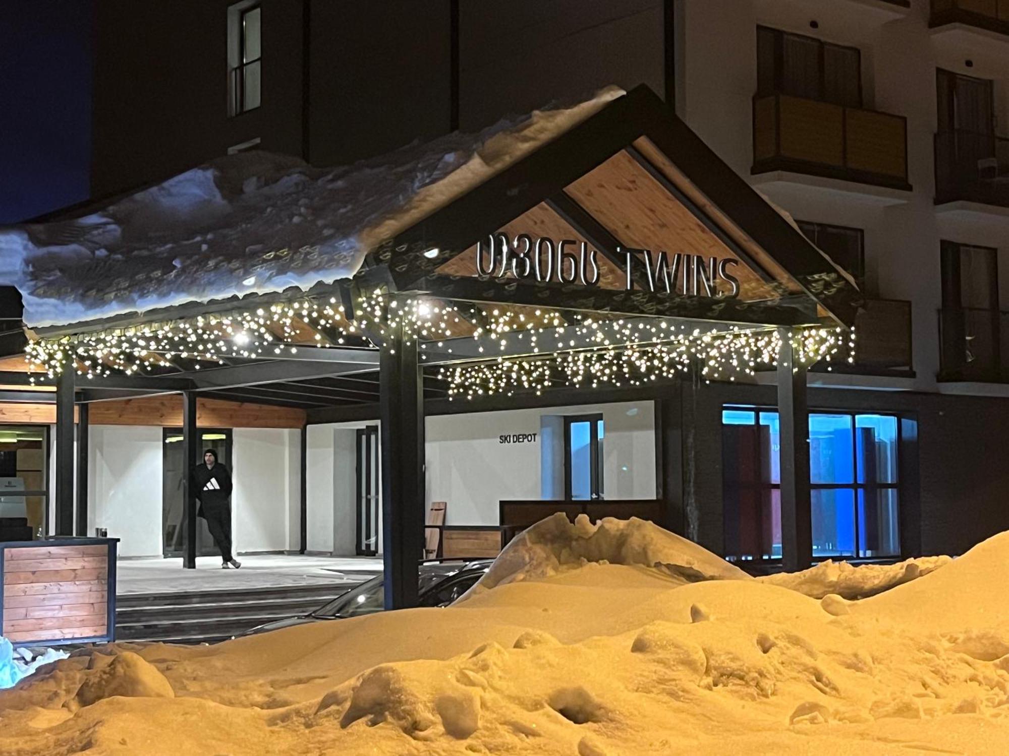 Twins Apartment Deluxe, New Гудаури Екстериор снимка